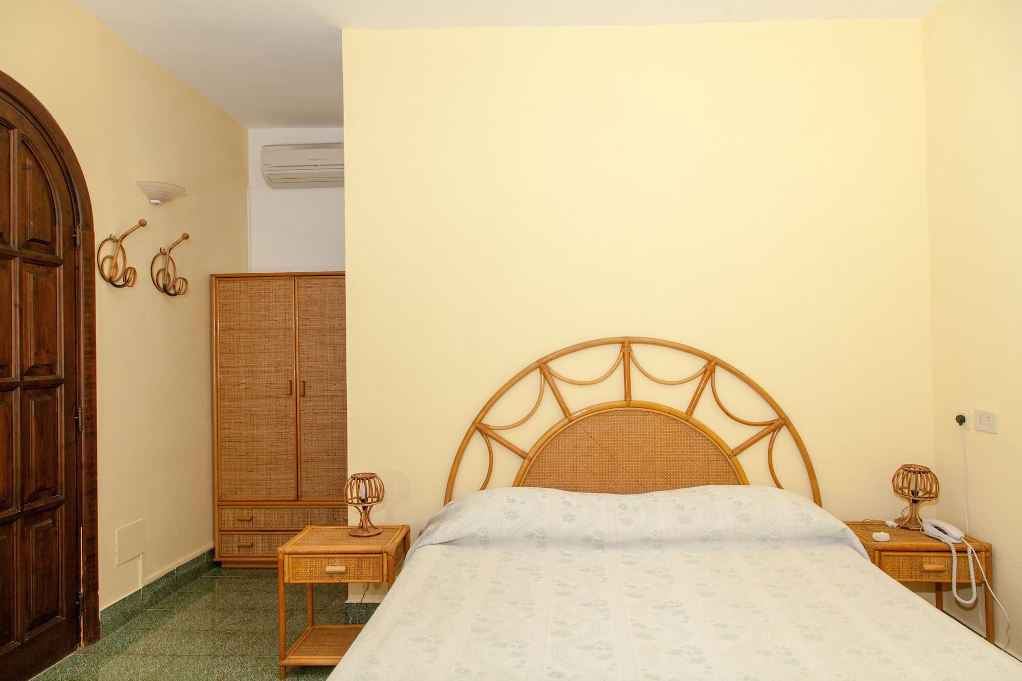 Hotel Ape Regina Casamicciola Terme Buitenkant foto
