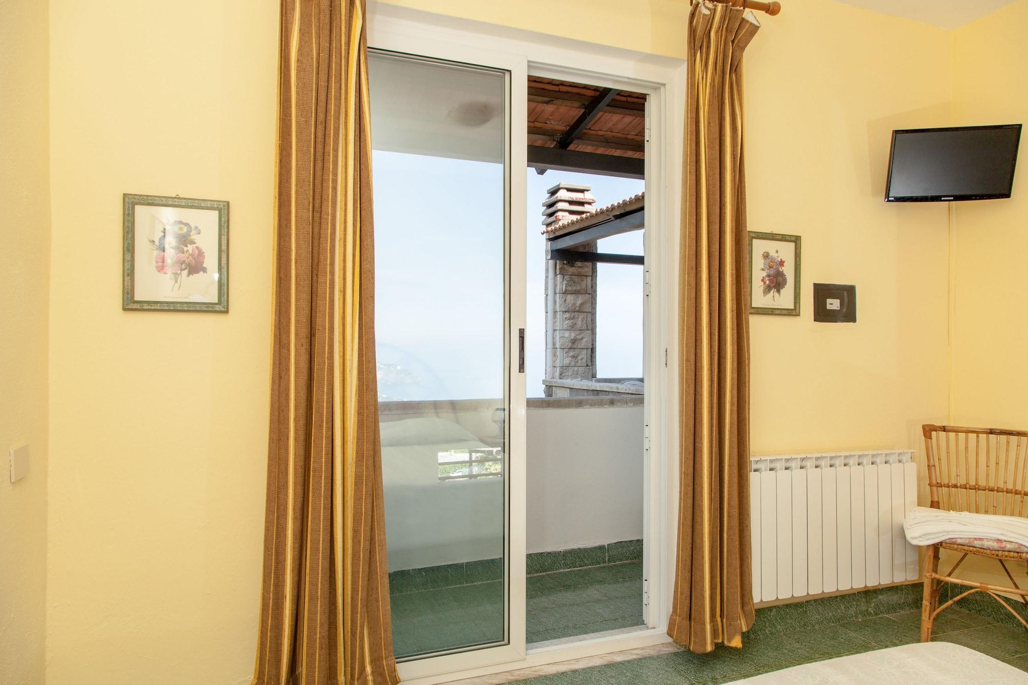 Hotel Ape Regina Casamicciola Terme Buitenkant foto