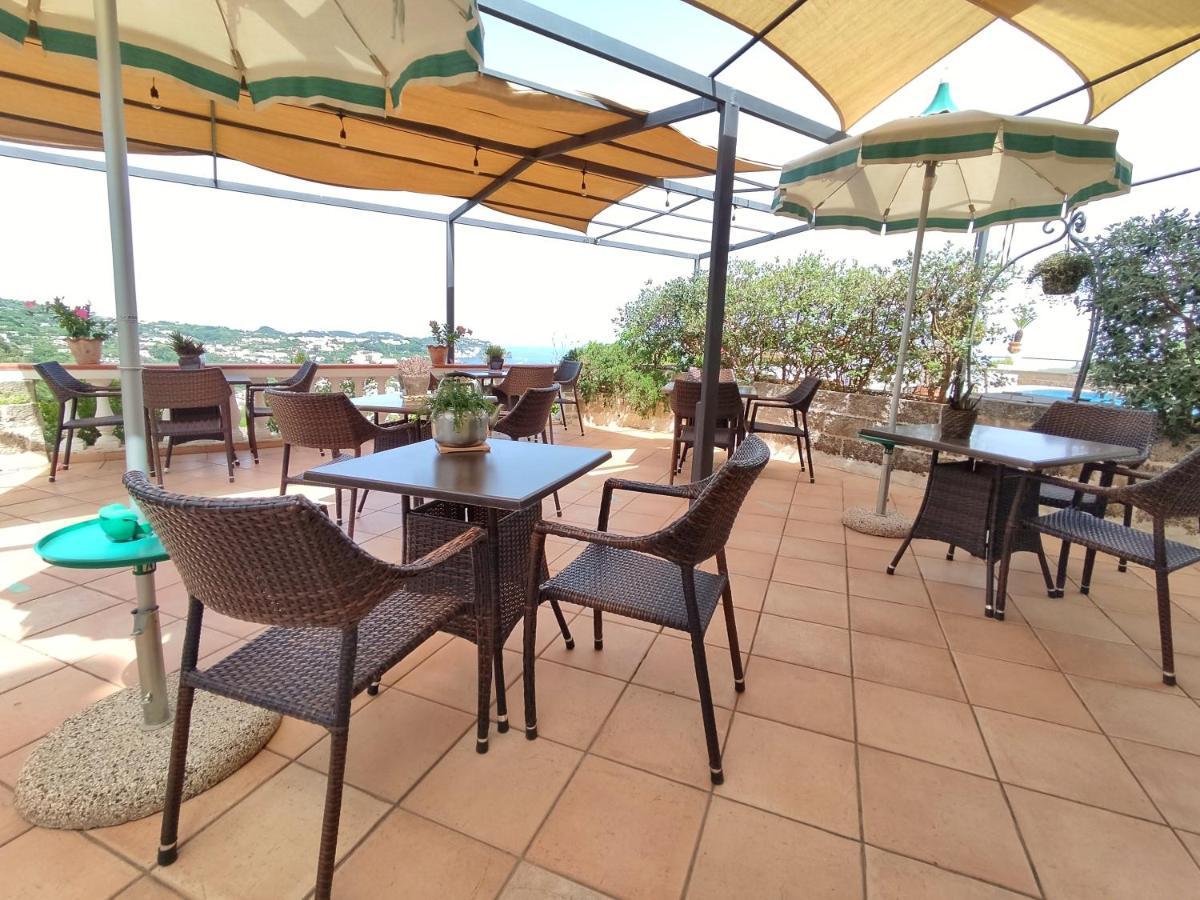 Hotel Ape Regina Casamicciola Terme Buitenkant foto