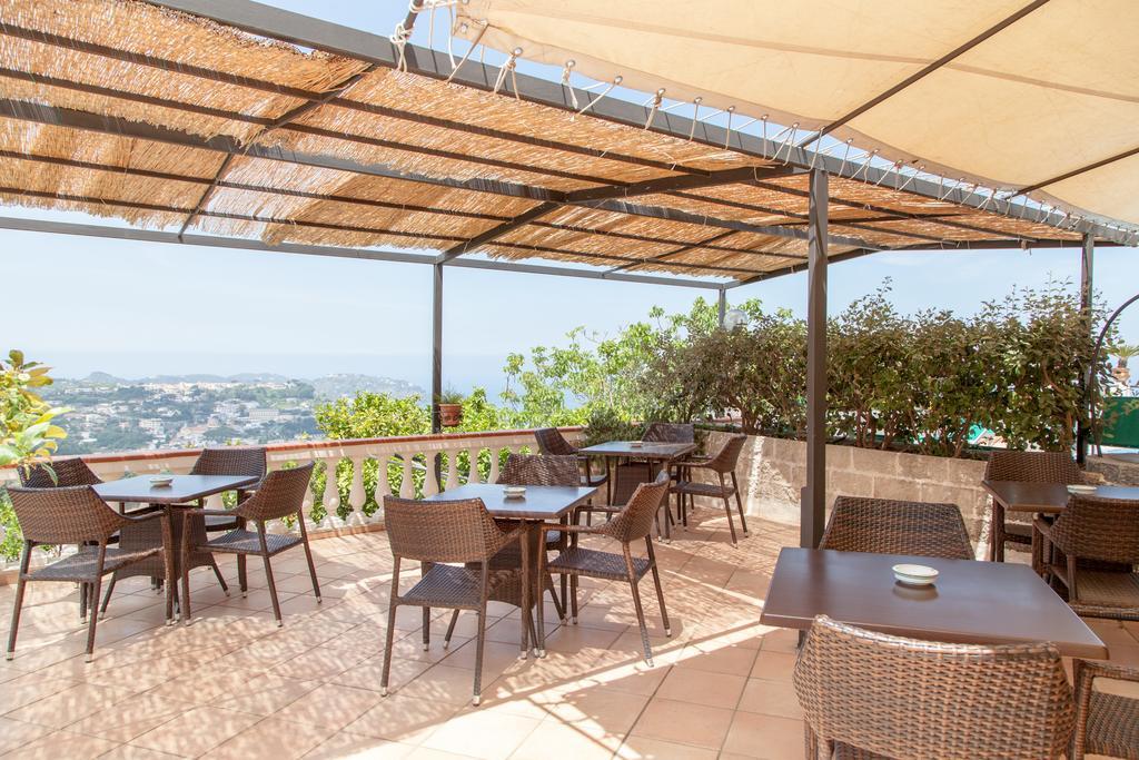 Hotel Ape Regina Casamicciola Terme Buitenkant foto