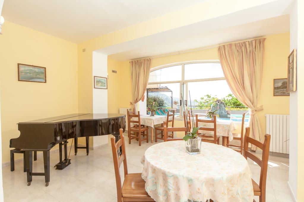 Hotel Ape Regina Casamicciola Terme Buitenkant foto
