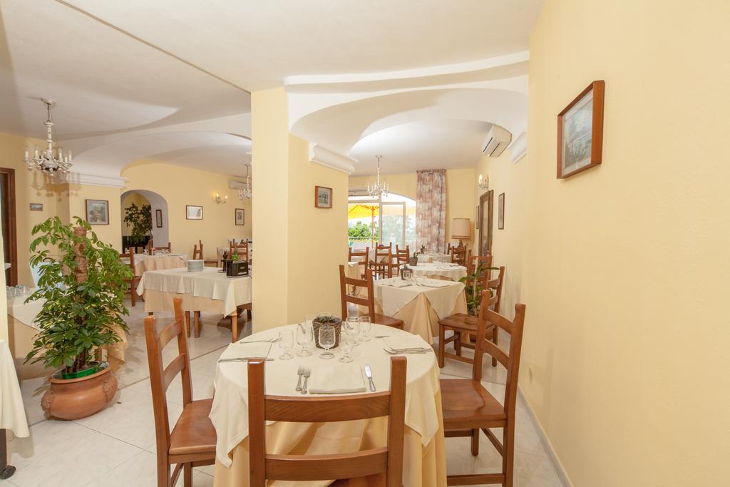 Hotel Ape Regina Casamicciola Terme Buitenkant foto