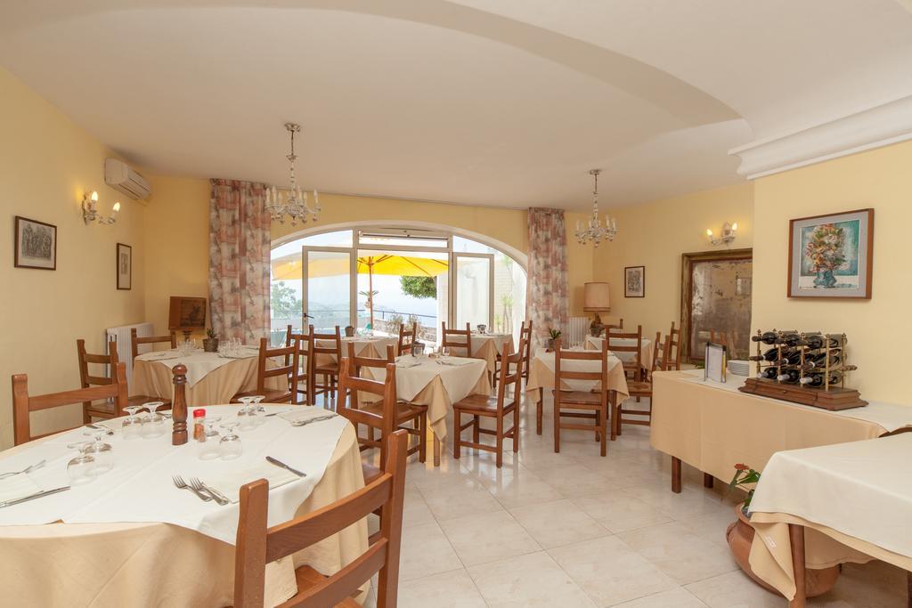 Hotel Ape Regina Casamicciola Terme Buitenkant foto